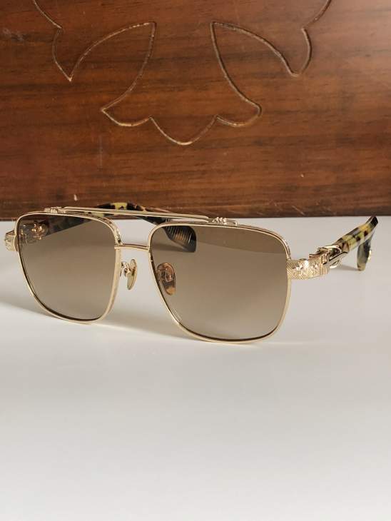 Picture of Chrome Hearts Sunglasses _SKUfw73375600fw